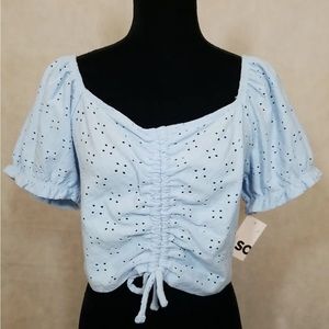 NWT SO Brand Junior Plus Size 1X Summer Shirt Blue Cinch Front Puff Sleeve Top‎
